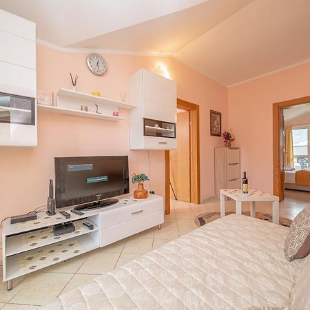 Ferienwohnung Fairytale 1 And 2 Budva Exterior foto