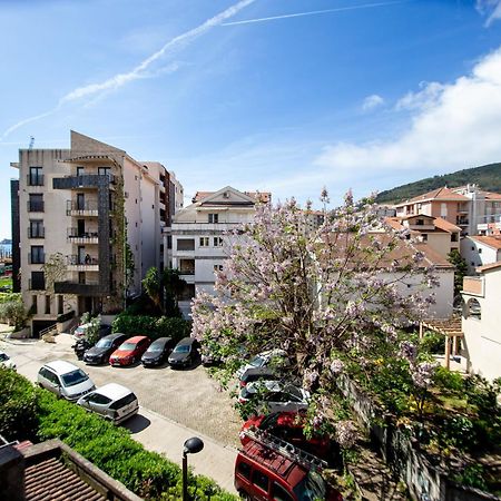 Ferienwohnung Fairytale 1 And 2 Budva Exterior foto