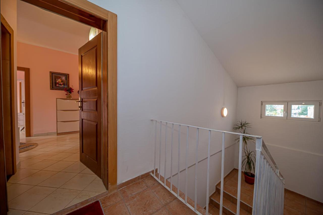 Ferienwohnung Fairytale 1 And 2 Budva Exterior foto