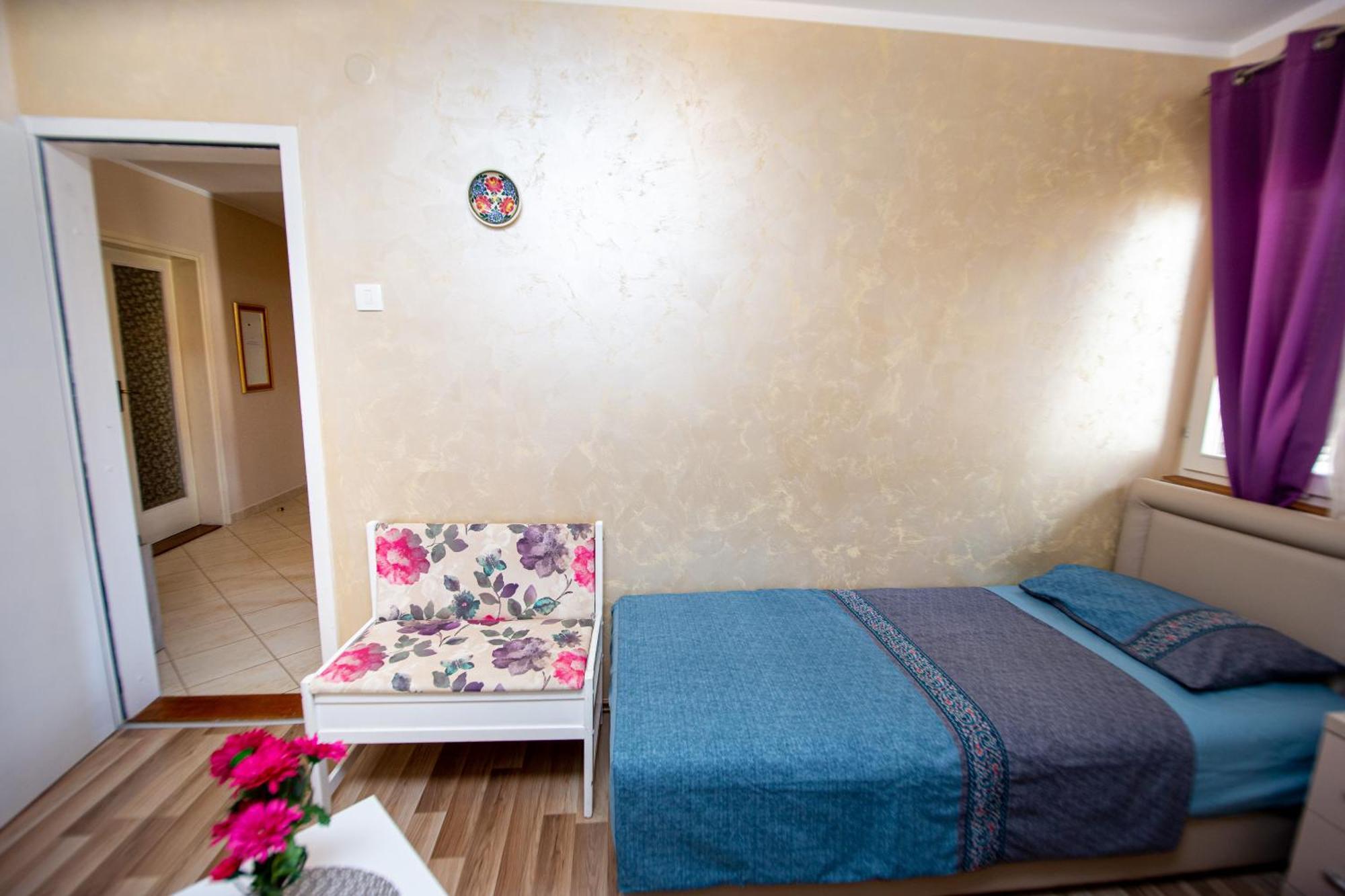 Ferienwohnung Fairytale 1 And 2 Budva Exterior foto