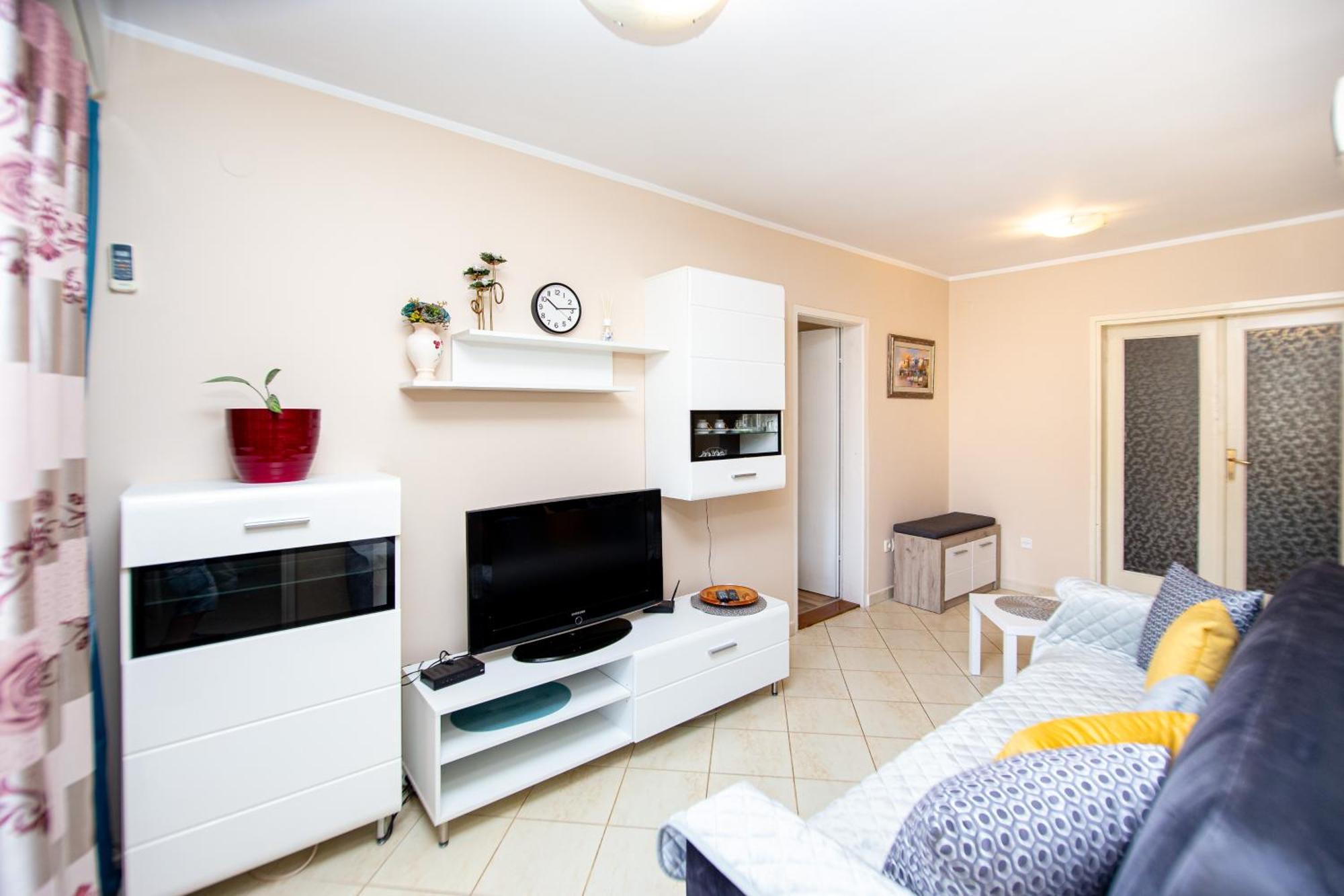 Ferienwohnung Fairytale 1 And 2 Budva Exterior foto